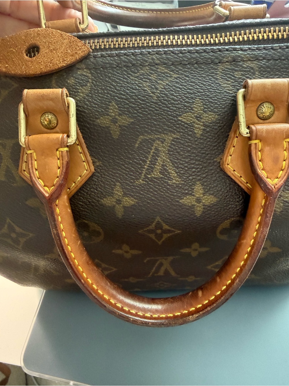 Louis Vuitton Monogram Speedy 25 Handbag - Brown with Tan Trim - Picture 8 of 13